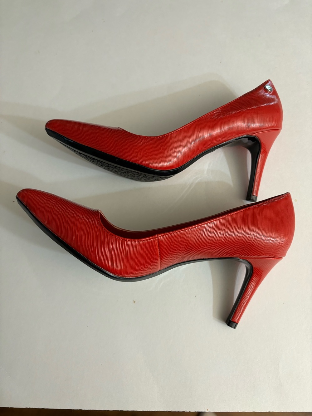 Calvin Klein Red Textured Pointed Toe Pumps
